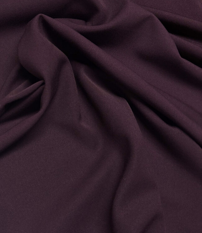 aubergine soepelvallende gabardine