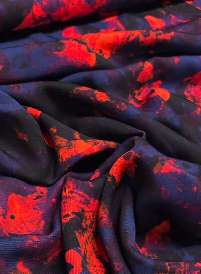 Swafing Shrubbery by Thorsten Berger -viscose rood en blauw