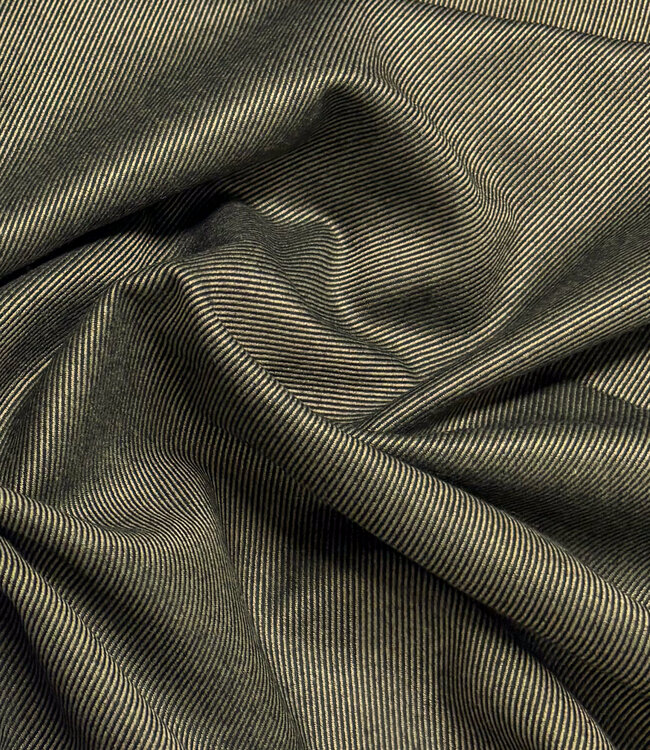 groen twill stripes -  geweven bamboe - gerecycleerde, heel soepelvallende stof en geen kreuk