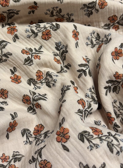 twigs and a flower - double gauze / tetra