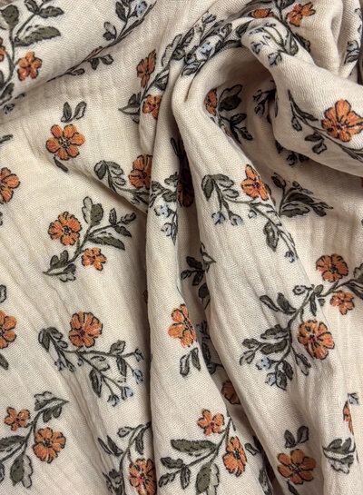 twigs and a flower - double gauze / tetra