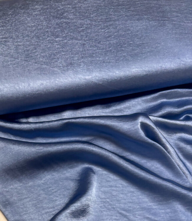 sky blye - prachtige satijn - high drape