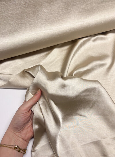 champagne - high drape satijn