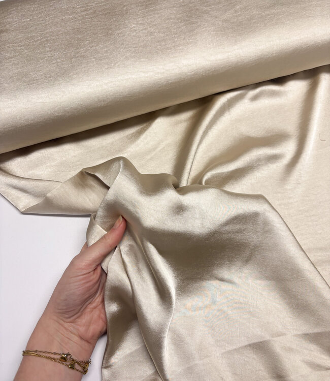 champagne - high drape satijn