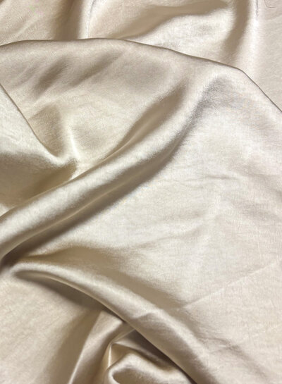 champagne - high drape satijn