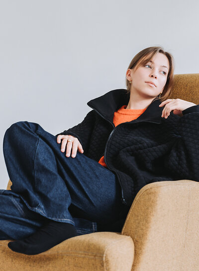 See You at Six Matelassé Pique Tricot - Black