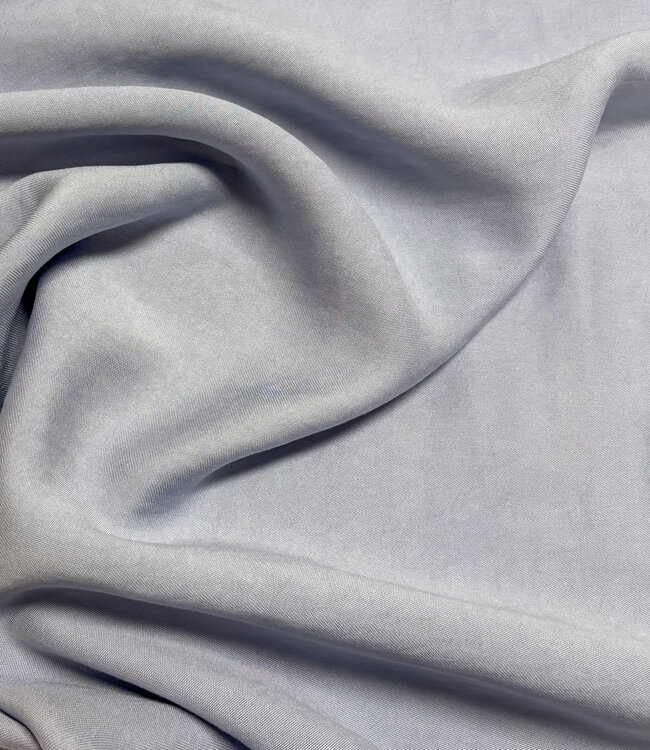 lichtblauw - geweven viscose twill - mooie drape