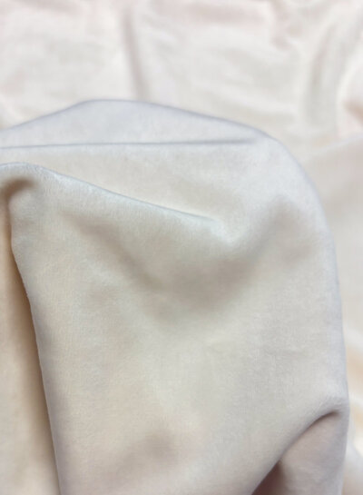 Madeline ecru - velvet sweater - ideaal voor homewear