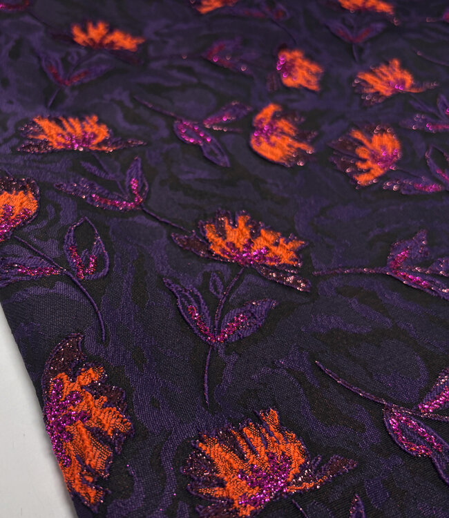 A la Ville aubergine en roest prachtige soepelvallende jacquard
