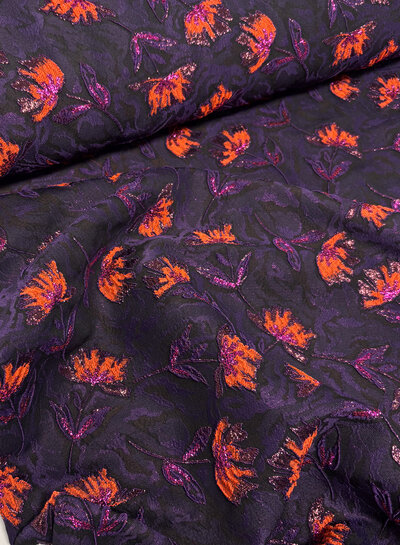 A la Ville aubergine and rust beautiful softly falling jacquard