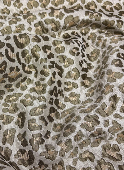 soft khaki leopard  - prachtige geweven jacquard