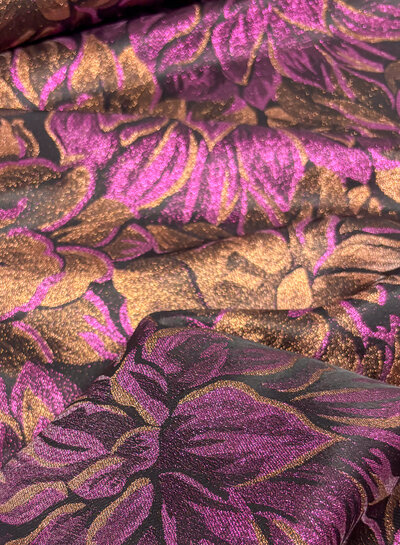 koper/fuchsia bloemen - soepelvallende jacquard