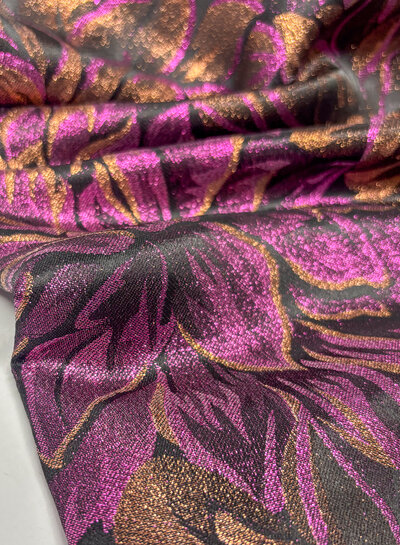 koper/fuchsia bloemen - soepelvallende jacquard