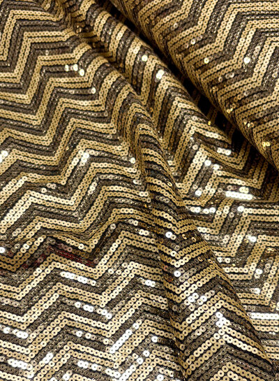 chevron sequins - pailletten zacht goud op mesh