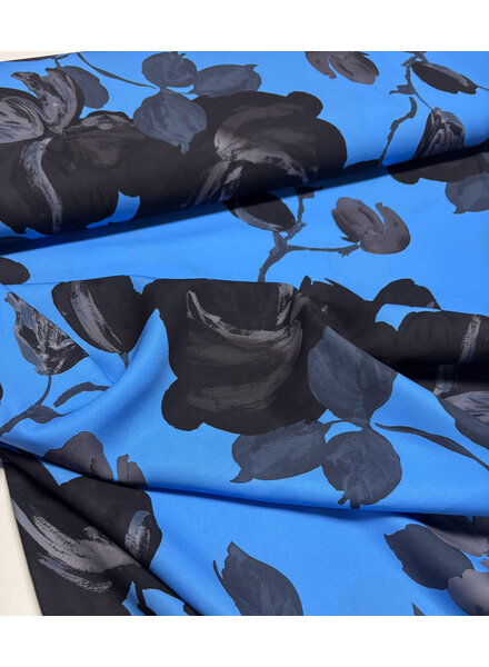 A la Ville Black tulips - Klein blauw prachtige soepelvallende stof - Burda