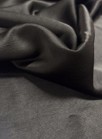 A la Ville black - Satin viscose - Haute Couture quality