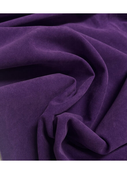 A la Ville cardinal purple - beautiful velvet with twill binding