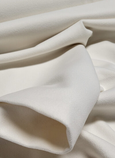 wolkwit - mantelstof - mooie stijlvolle kwaliteit