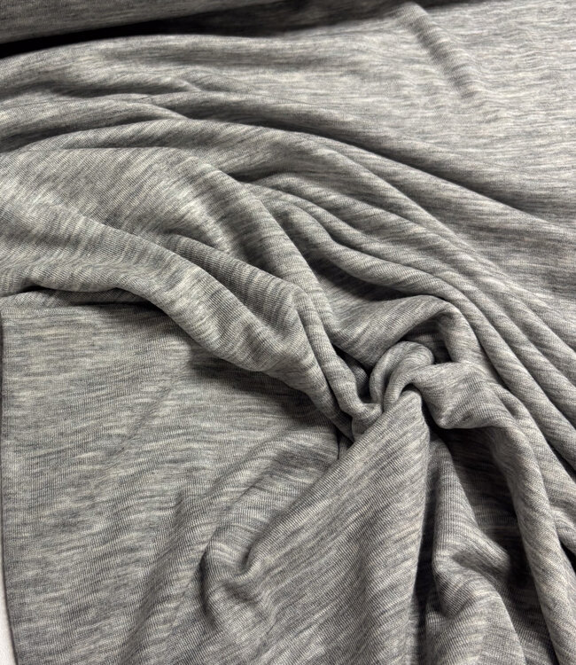 merino 100% lichtgrijs gemeleerd - prachtig gebreid