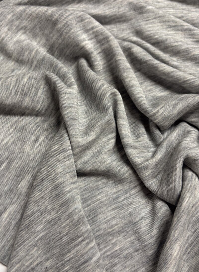 merino 100% lichtgrijs gemeleerd - prachtig gebreid