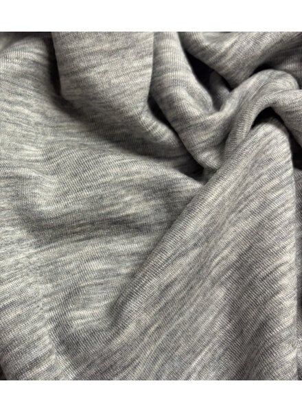 merino 100% lichtgrijs gemeleerd - prachtig gebreid