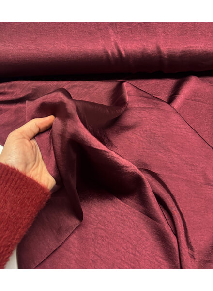 bordeaux - high drape satijn