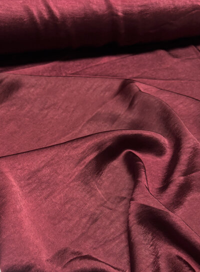 bordeaux - high drape satin