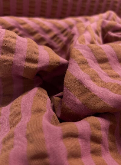 streepjes framboos / toffee - seersucker