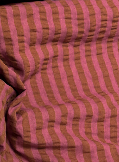 raspberry/toffee stripes - seersucker