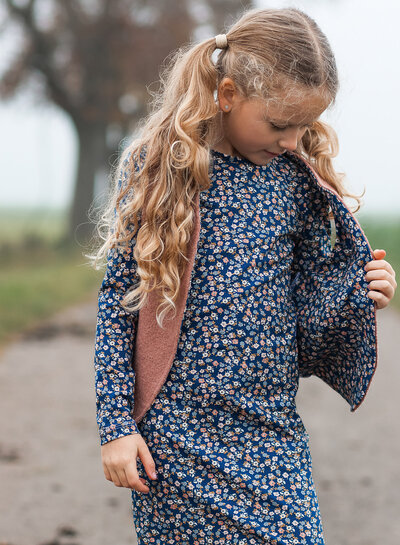 flower and woods - beautiful soft jersey