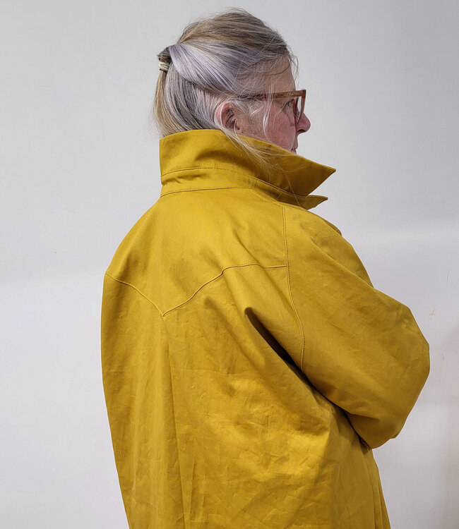 trenchcoat 15/03/2026