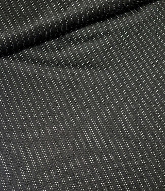 Madeline prachtige viscose blend - zwart met zilver lurex krijtstreep