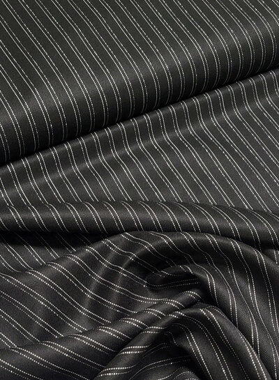 Madeline prachtige viscose blend - zwart met zilver lurex krijtstreep
