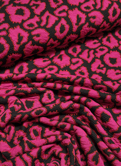 A la Ville leopard roze  met een streepje rood - prachtige rekbare jacquard