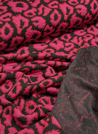 A la Ville Leopard pink with a touch of red - beautiful stretch jacquard