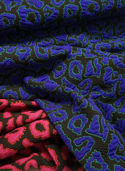 A la Ville Leopard pink with a touch of red - beautiful stretch jacquard