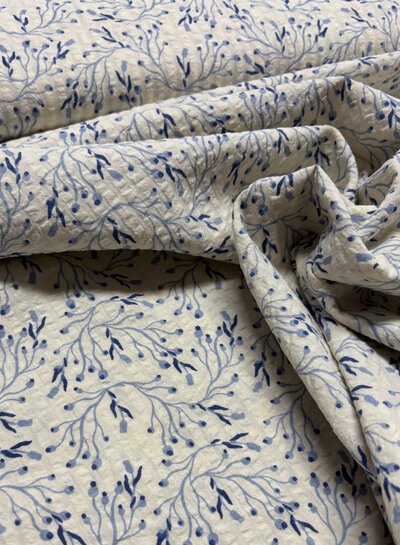 blauwe twijgjes seersucker