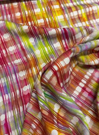 Madeline red screens - viscose linen mix