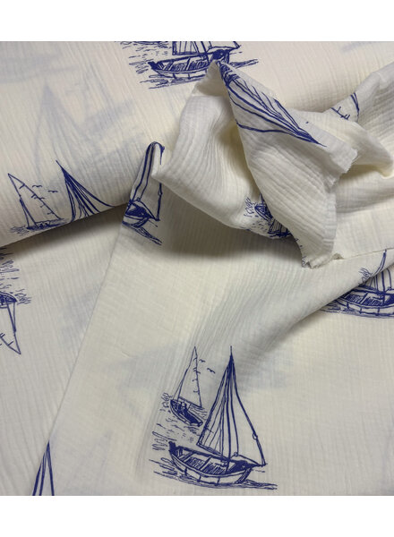 Delft blue sailboat - tetra double gauze