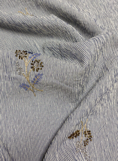 blauw gestreept met geborduurde pailletten - viscose mix