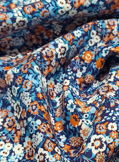 roest en blauwe bloemetjes  - prachtig katoentje