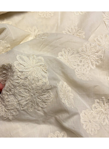 3D bloemen gebroken wit -  broderie