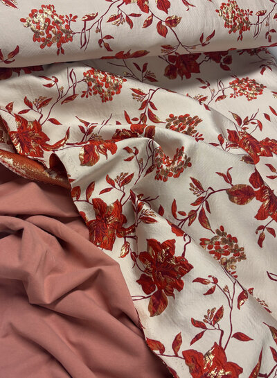 A la Ville red flowers with lurex - woven jacquard - Knipmode