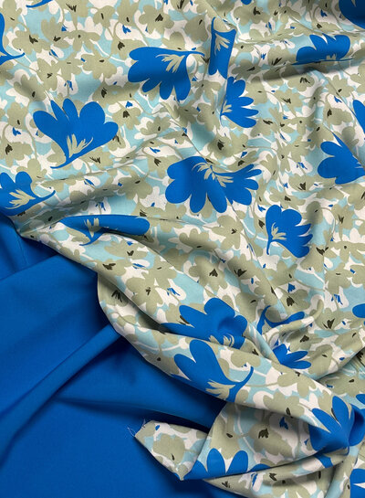 A la Ville summer blue - stylish woven fabric - wrinkle-free - high quality (Italy)