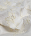 Madeline beige broderie bloemen op witte katoen