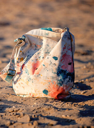 See You at Six roses on canvas - katoen canvas gabardine twill