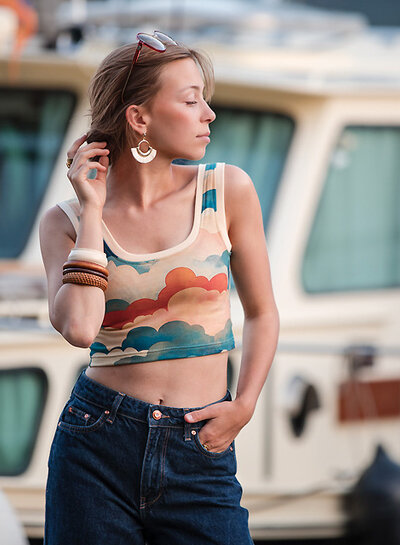 See You at Six fluisterbeige - boordstof