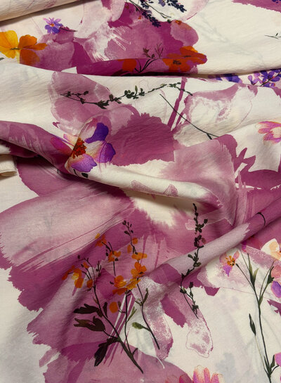 A la Ville pink watercolor flowers - cutting idea - viscose slub
