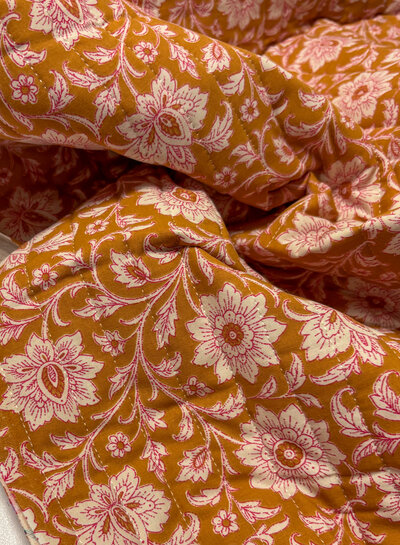 Shira flowers camel red - quilted cotton - stepper