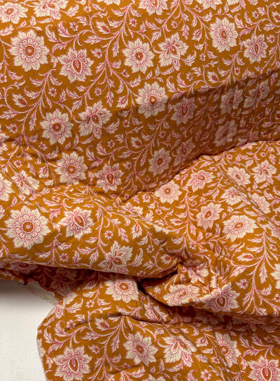 Shira flowers camel red - quilted cotton - stepper